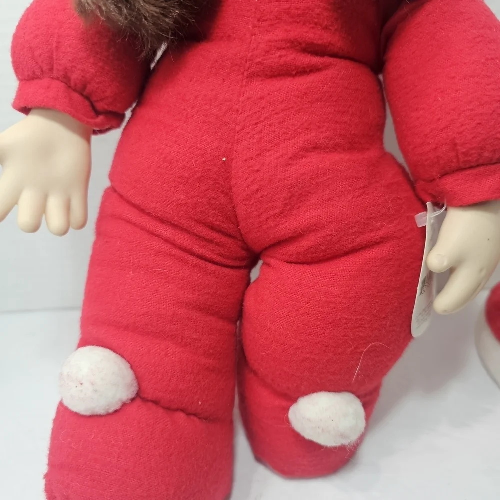 Vintag 1996 Precious Moments Red Doll with Box